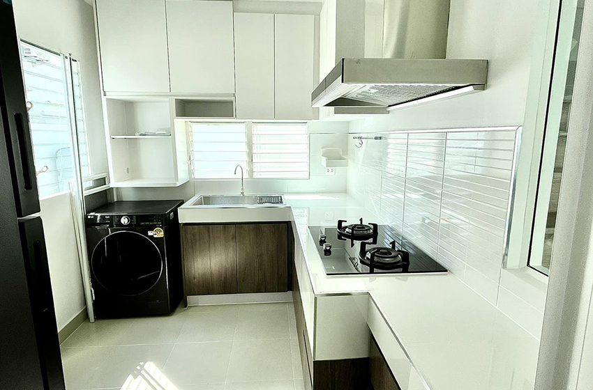 House with Shared Pool in Bangnatrad 